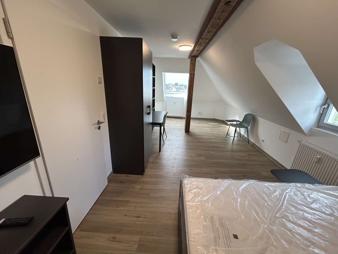 WG statt Apartment? Super Verkehrsanbindung und hochwertig ausgestattet! WG statt Apartment? Super Verkehrsanbindung und hochwertig ausgestattet!